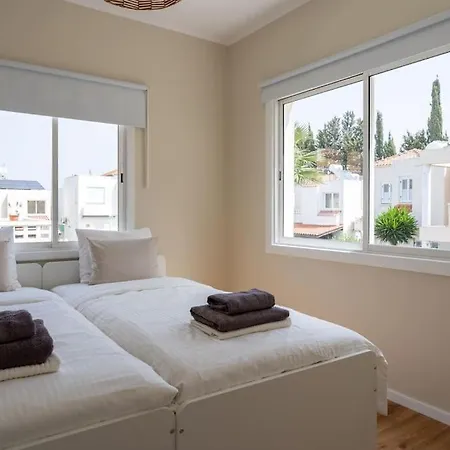 Cozy Nerina At Harbour Vakantiehuis Paphos